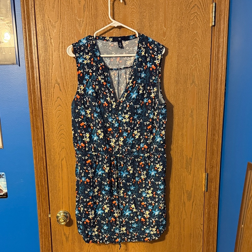 GAP Blue and White Sheath Mini Dress V-Neck Sleeveless